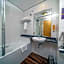 Premier Inn Dubai Silicon Oasis - An Emirates Group Company