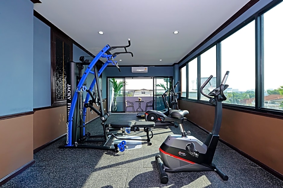 The Breton Hotel (Media)