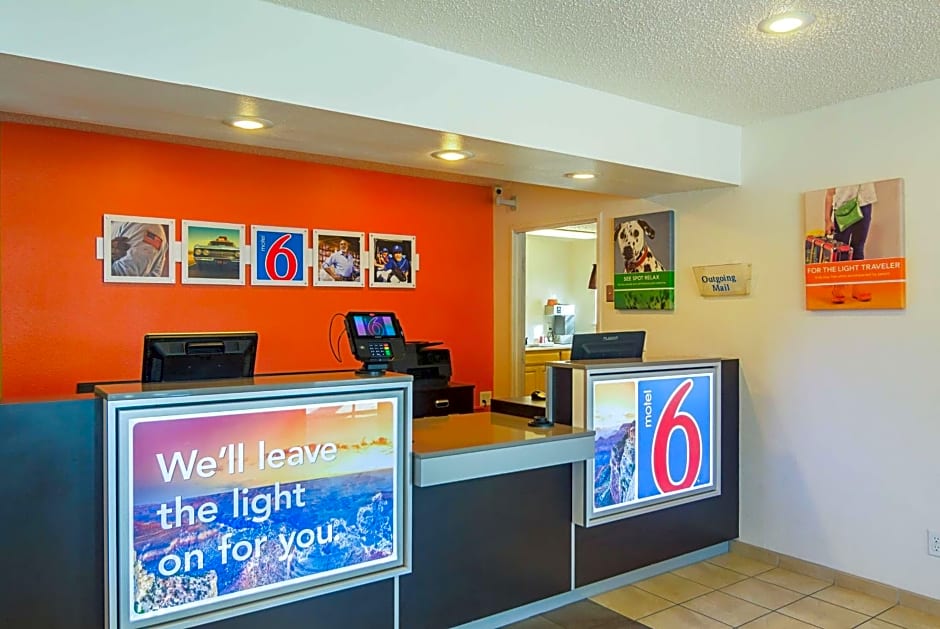 Motel 6-Lawton, OK