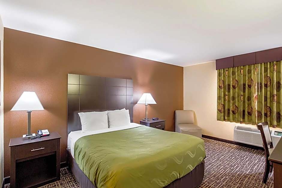 Quality Inn & Suites Caseyville - St. Louis