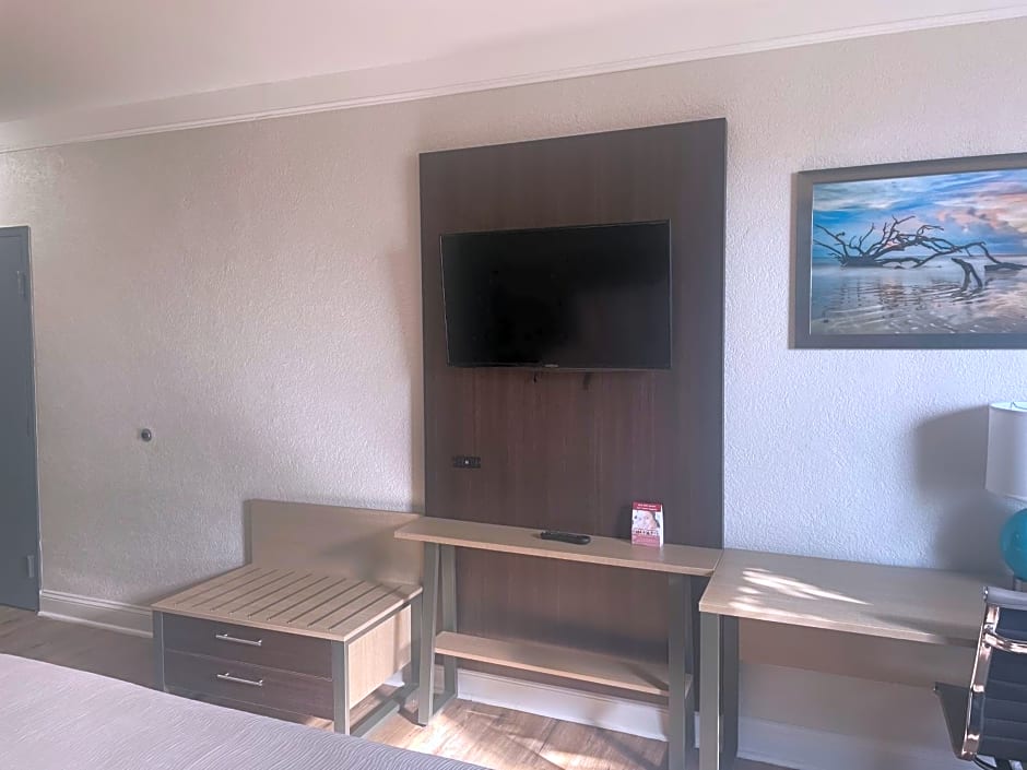 Wingate by Wyndham Savannah Gateway