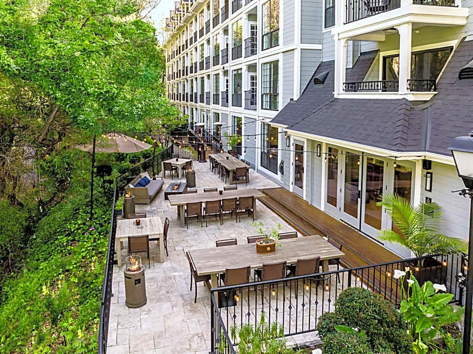 The Inn at Saratoga, Tapestry Collection by Hilton