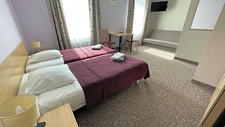 Economy Twin Room
