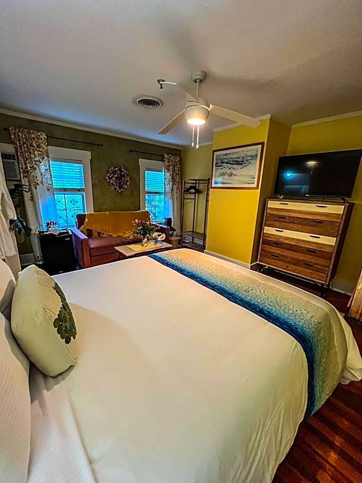 Vinoy House