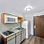 Days Inn & Suites by Wyndham Rochester South