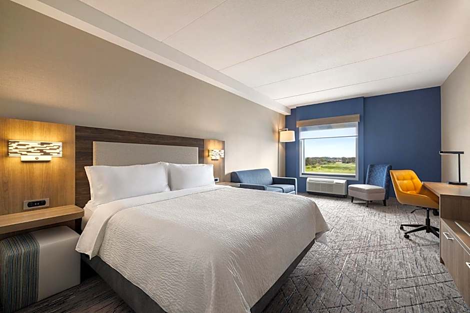 Holiday Inn Express - Strathroy By IHG