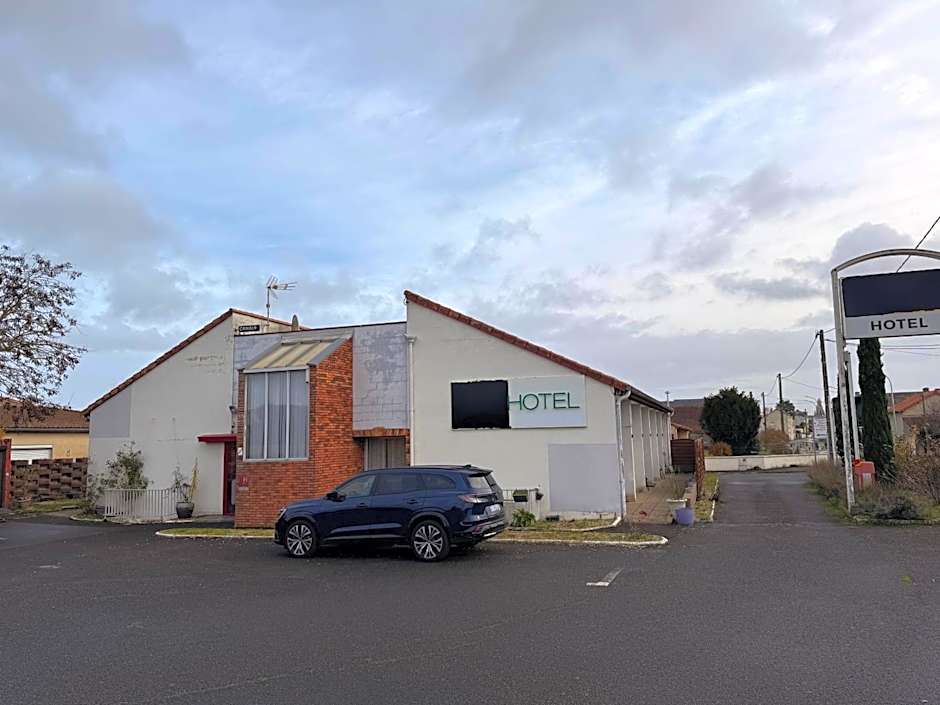 Confort Hôtel Thouars