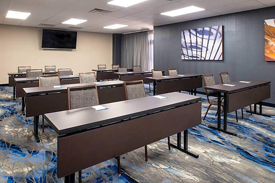 Fairfield Inn & Suites by Marriott Bakersfield Central