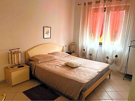 One-Bedroom Apartment with Balcony (2 Adults + 2 Children)