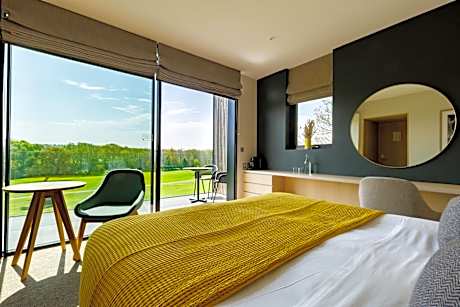 Superior Room with Balcony