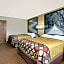 Super 8 by Wyndham Byron/South Macon