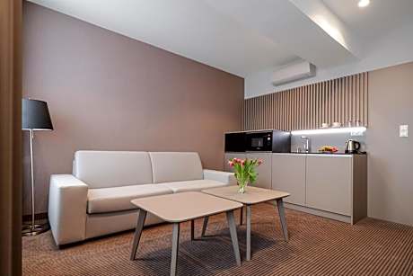 Queen Studio - Disability Access