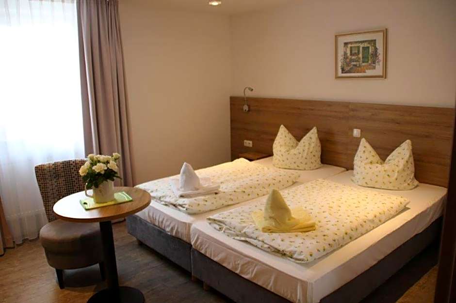 Zdjęcie 1 z 21 — Double Room