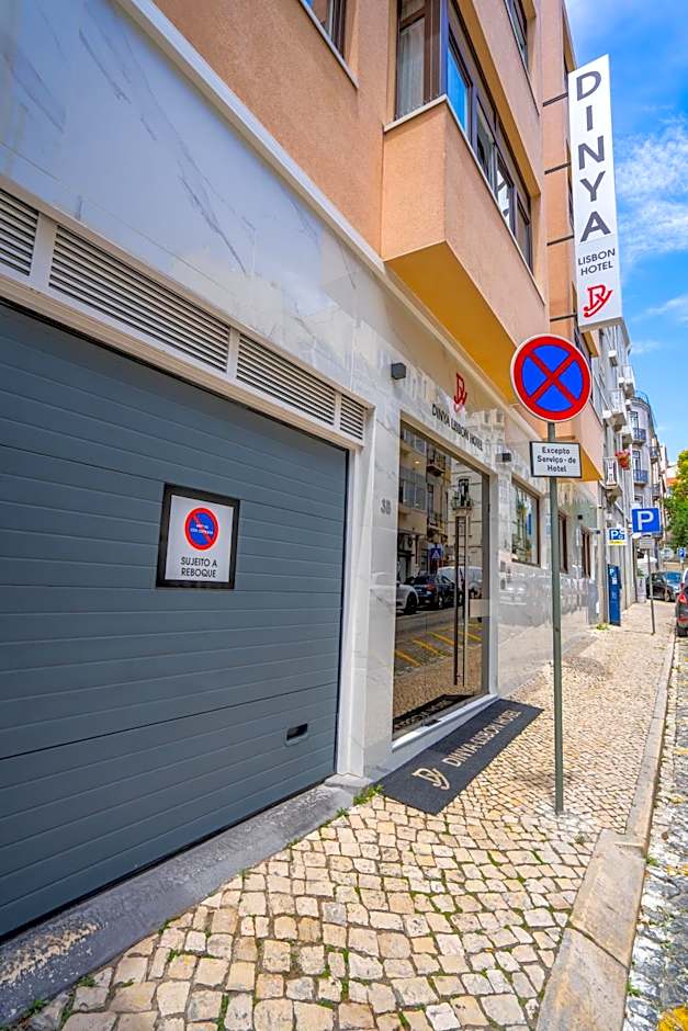 Dinya Lisbon Hotel & Lounge Bar