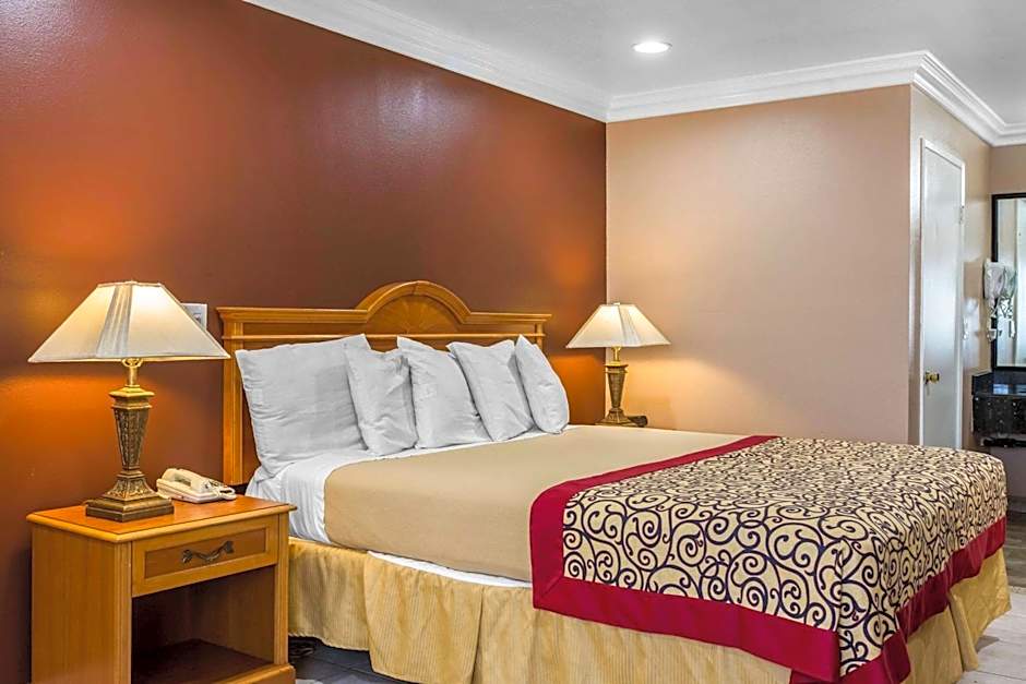 Rodeway Inn Cypress - Buena Park