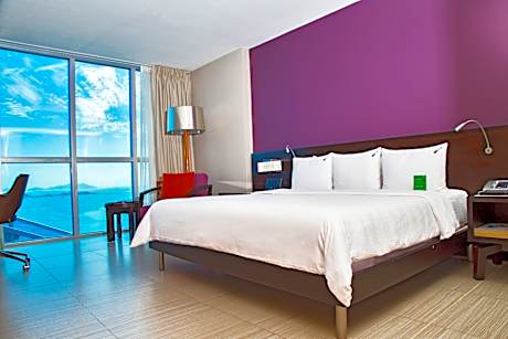 Junior King Ocean View