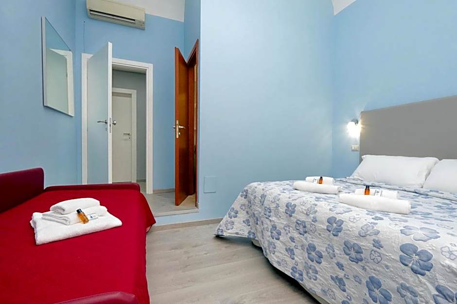 Domus Domas & Boutique - Golden Keys Collection