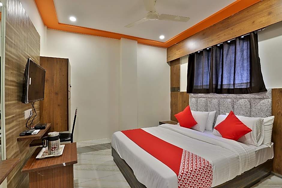 Hotel Shiv Villa by OYO – Ahmedabad, TN