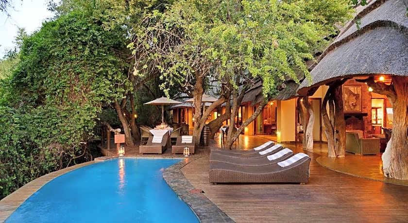 Motswiri Private Safari Lodge