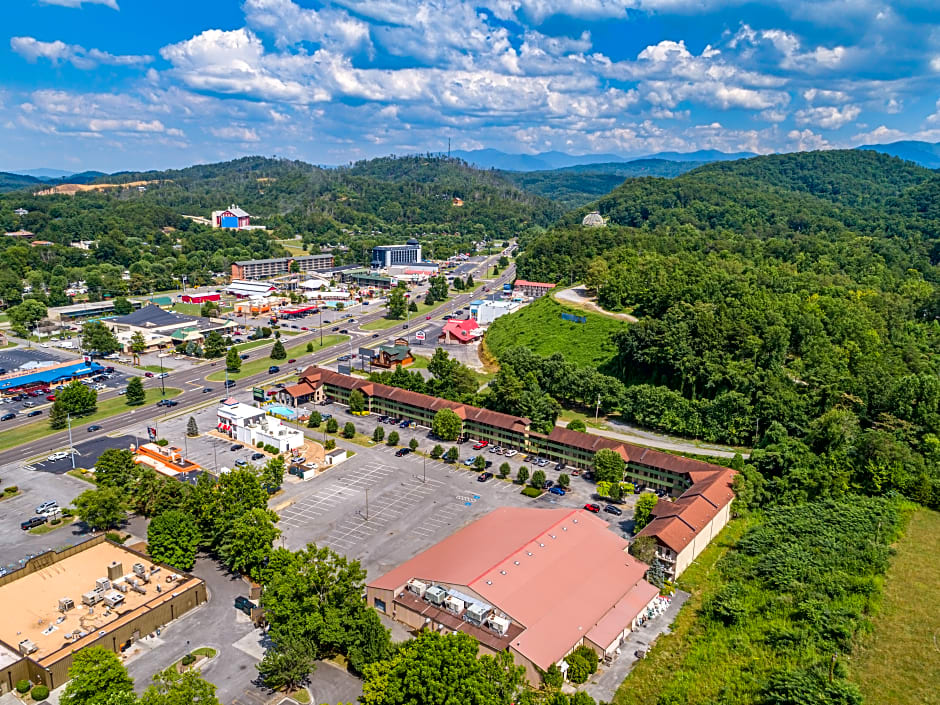Days Inn By Wyndham Pigeon Forge South