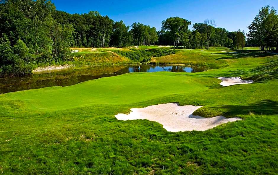 The Inn at Harbor Shores