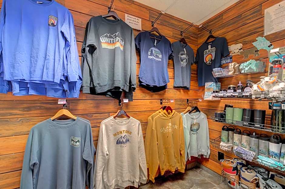 The Pine Lodge on Whitefish River