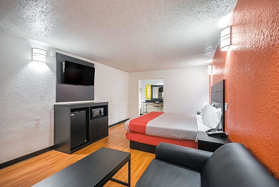 Motel 6-Houston, TX - Brookhollow