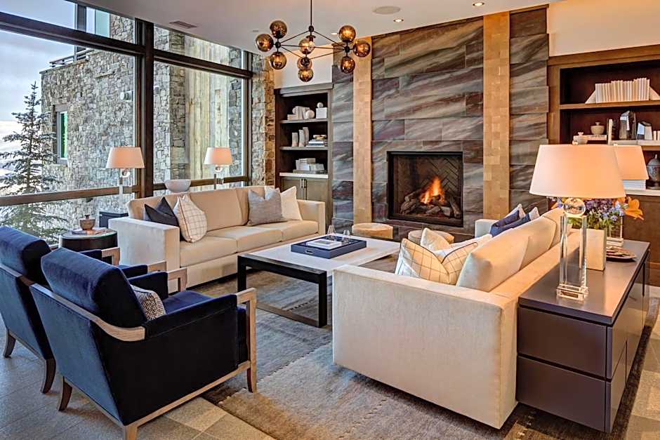 Stein Eriksen Residences