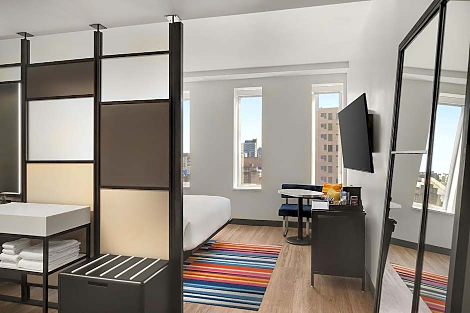Aloft Indianapolis Downtown