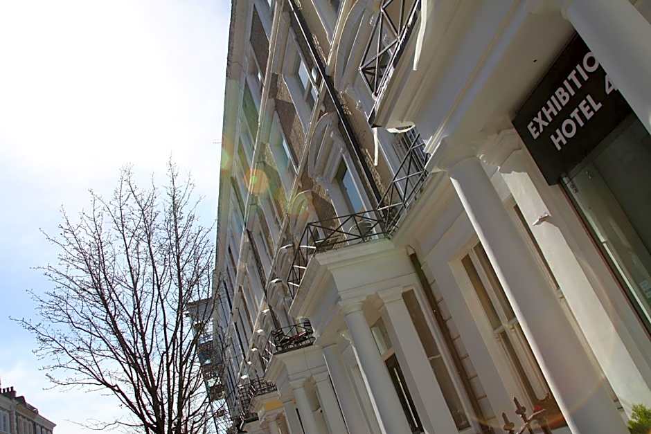 Exhibition Court Hotel 4