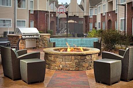 Residence Inn by Marriott Atlanta Airport North/Virginia Avenue