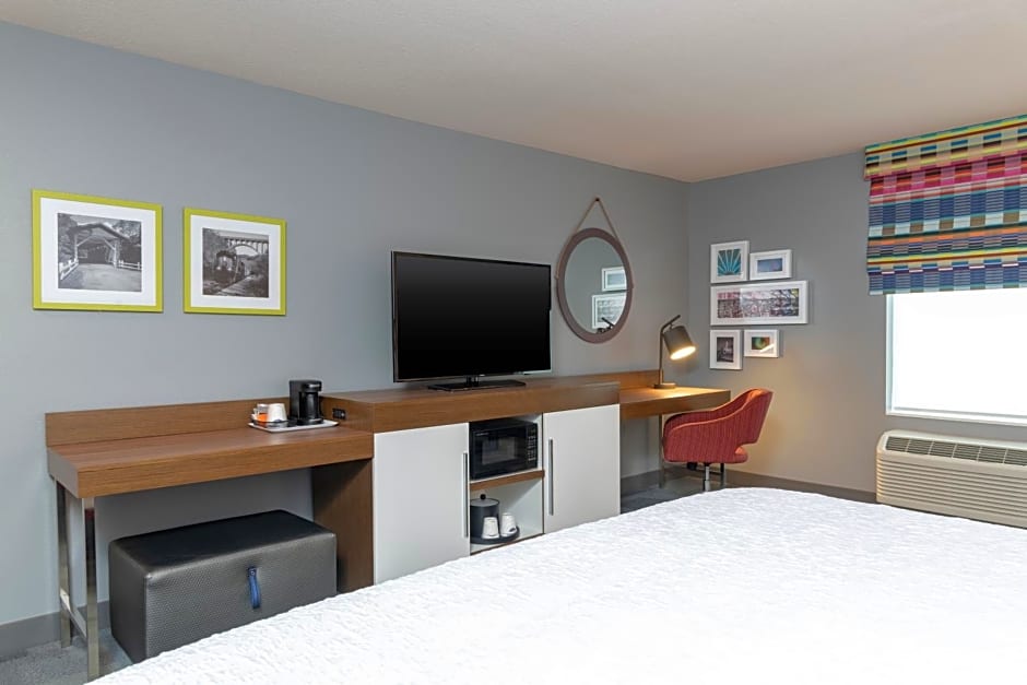 Hampton Inn & Suites Xenia Dayton