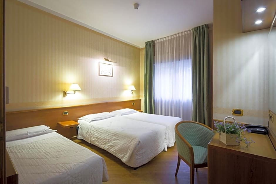 Nuovo Hotel Del Porto