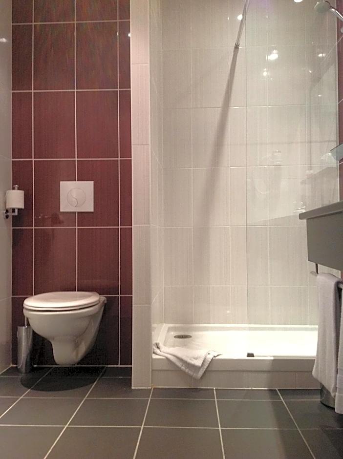 The Originals City, Hotel des Lys, Dreux (Inter-Hotel)