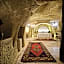 Jerveni Cave Hotel