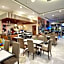 Front One Hotel Purwodadi