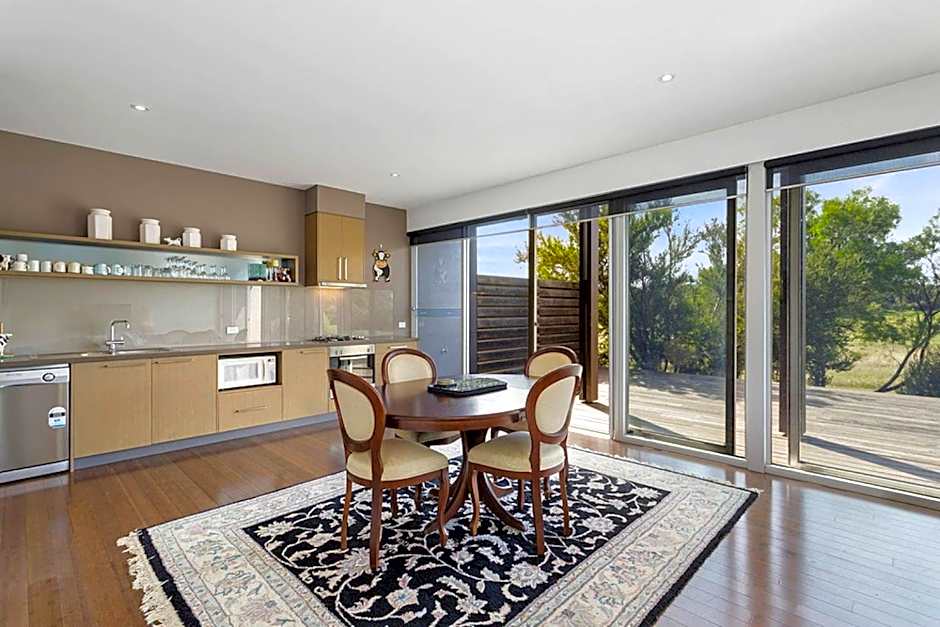 DREW Golfers Delight close to St Andrews Beach