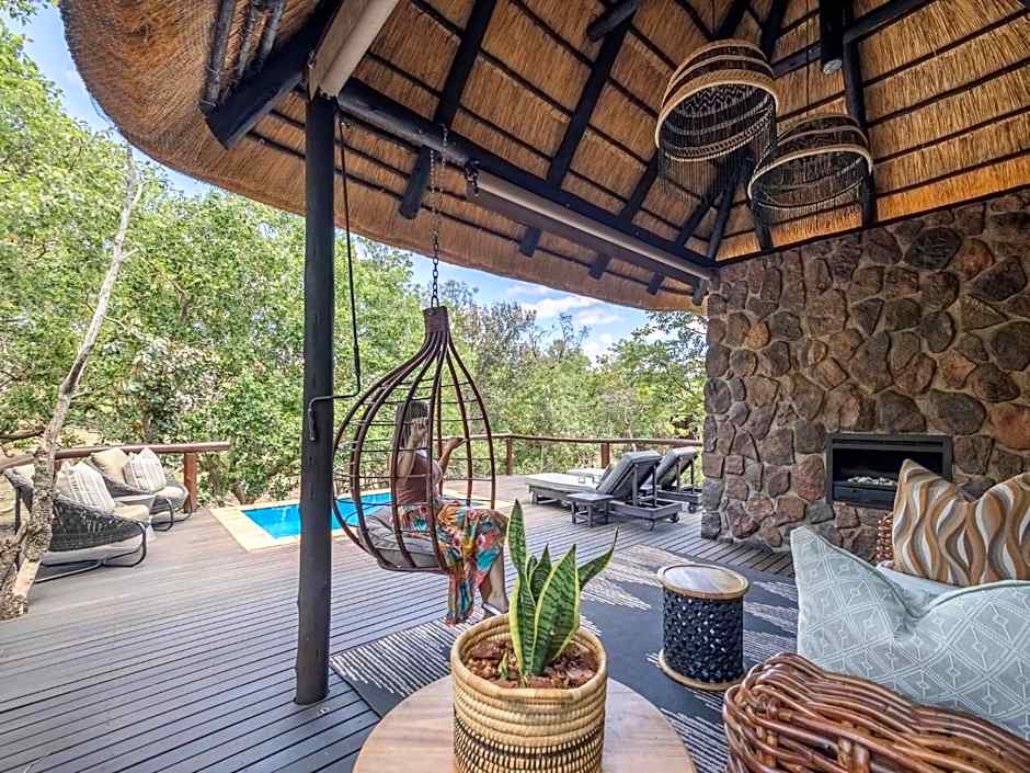 Ndlovu Safari Lodge