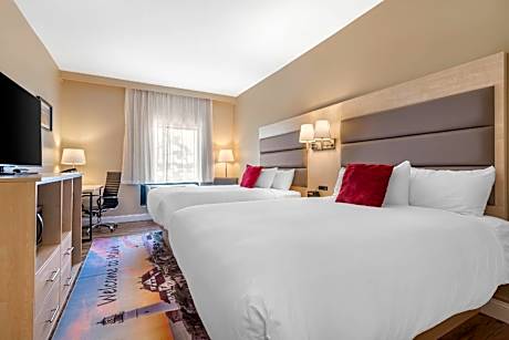 Quadruple Room with Two Queen Beds - Disability Access/Non Smoking