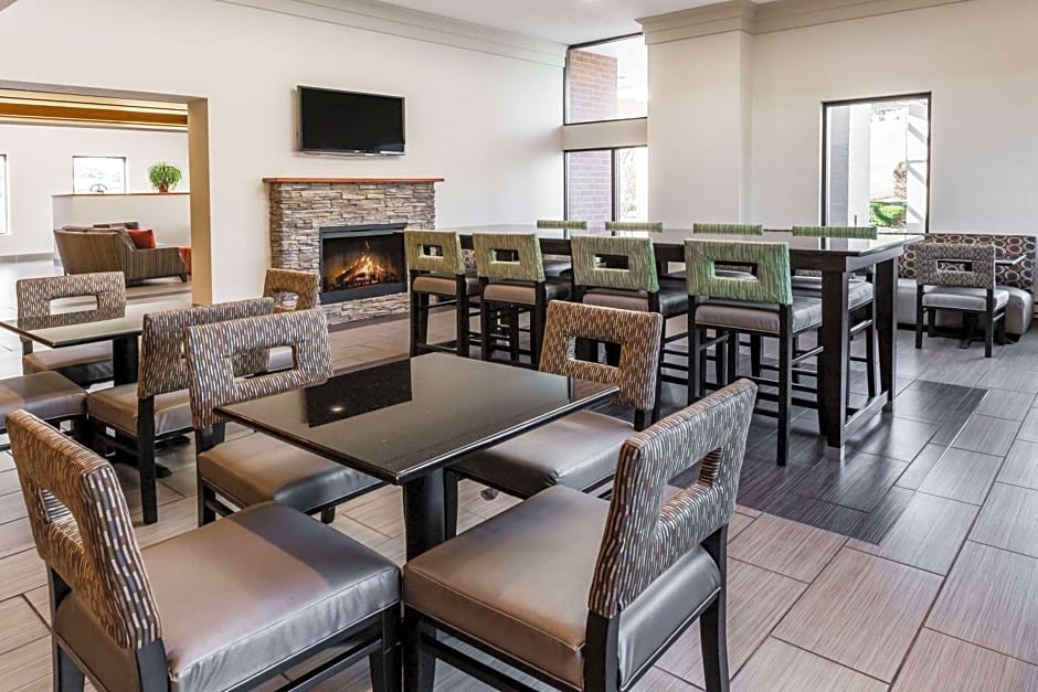 Wingate by Wyndham Canton-Hall of Fame