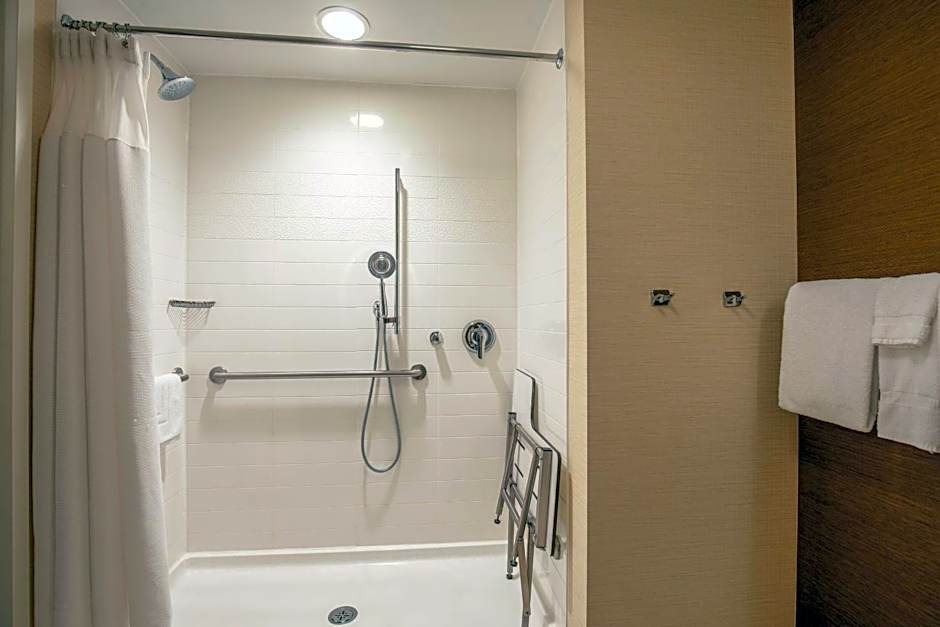 Fairfield Inn & Suites by Marriott Chicago Downtown/River North