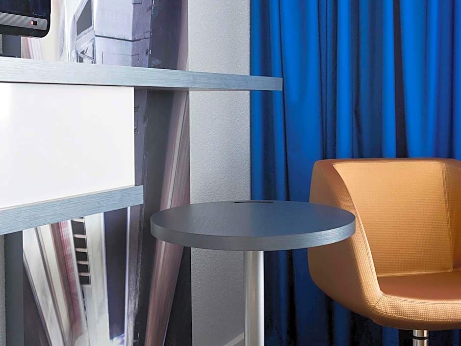 Mercure Paris Massy Gare TGV