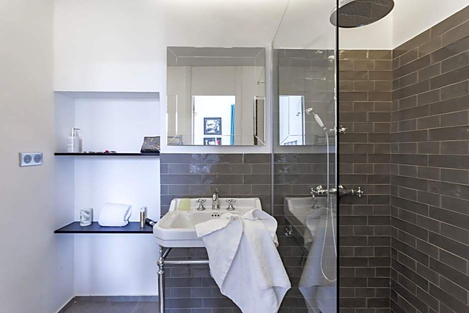 Maison Du Collectionneur