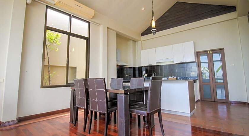 Sourire at Rattanakosin Island Hotel