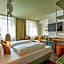 Hotel The Weekend