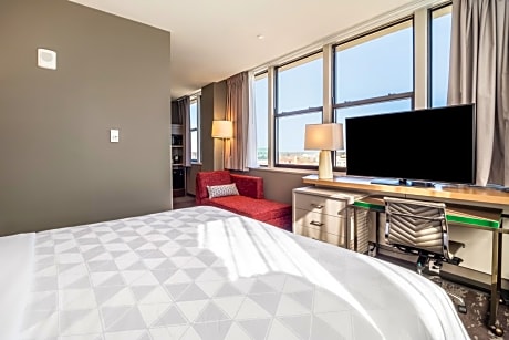 Premium King Room
