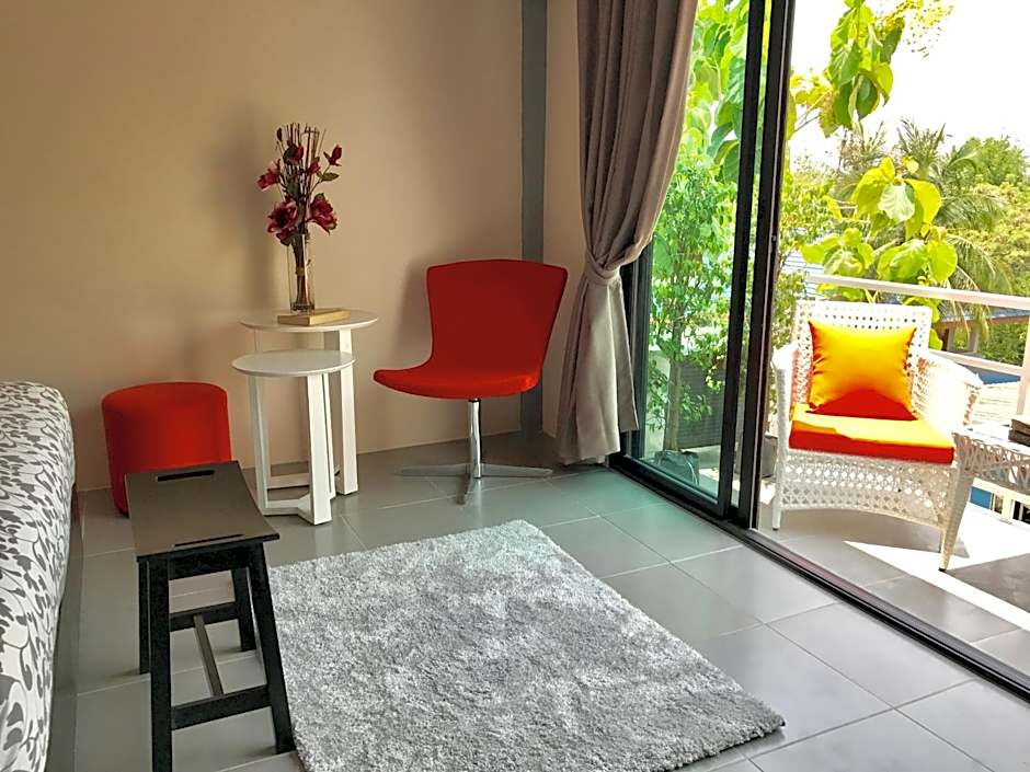 THE BEACH CHA AM Residence