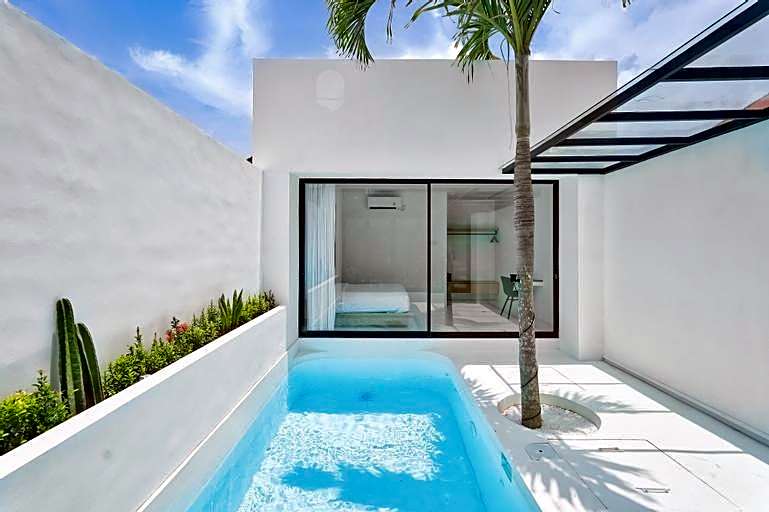Este Villa by Hombali