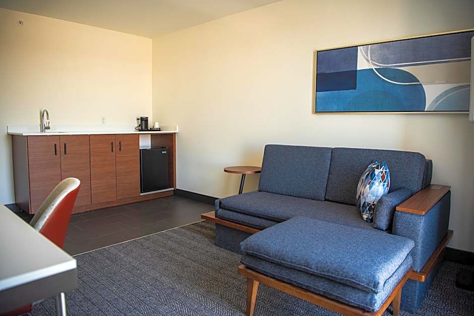 Courtyard by Marriott Lake City