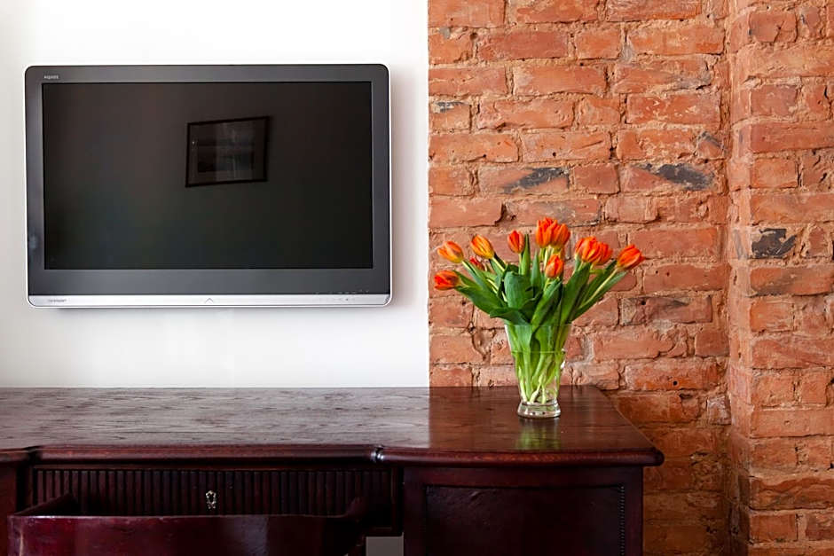 Janne Hotel with Self Check-in